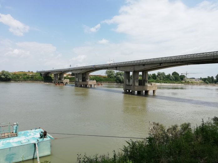 La Regione convoca un incontro ristretto sul ponte di S.Benedetto. Martedì il vertice per tentare di far ripartire i lavori